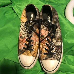 Floral printed pattern Converse